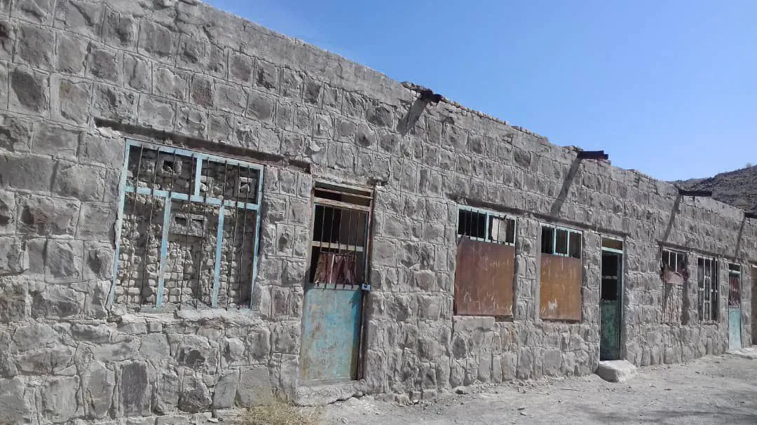 کمک موسسه به مجتمع آموزشی، کمک به مجتمع آموزشی آپاتان، شهرستان سرباز