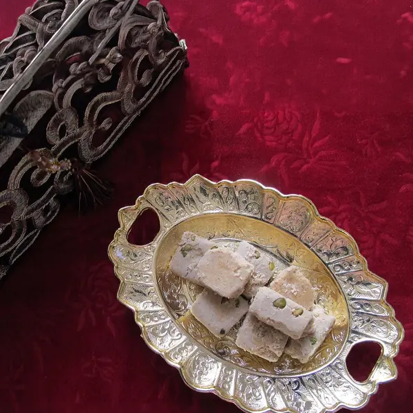 کیک یزدی